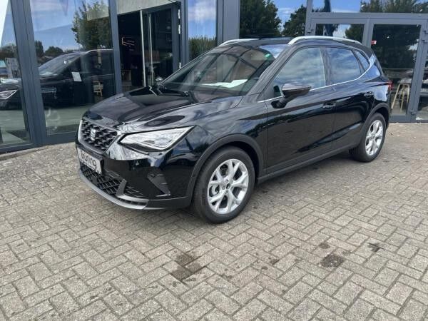 Seat Arona 1.0 TSI FR Navi Parklenkassistent Klima