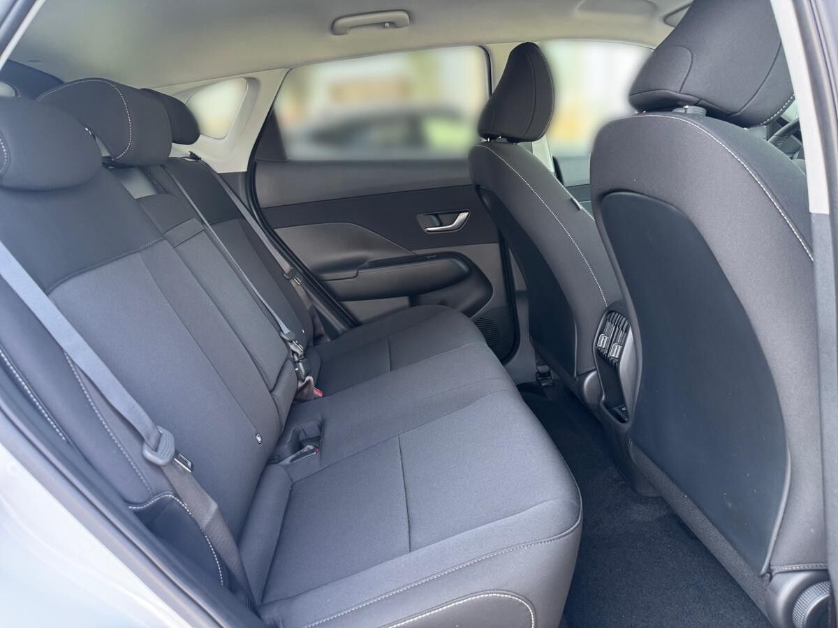 Hyundai Kona Elektro 65,4kWh Trend LED/Navi/Kamera/SHZ/App