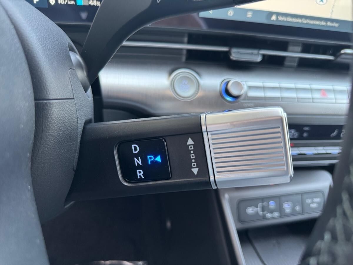 Hyundai Kona Elektro 65,4kWh Trend LED/Navi/Kamera/SHZ/App