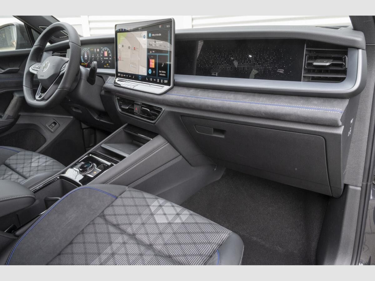 Volkswagen Tayron R-Line 2,0 l TDI 7Sitze*PANO*Black Style