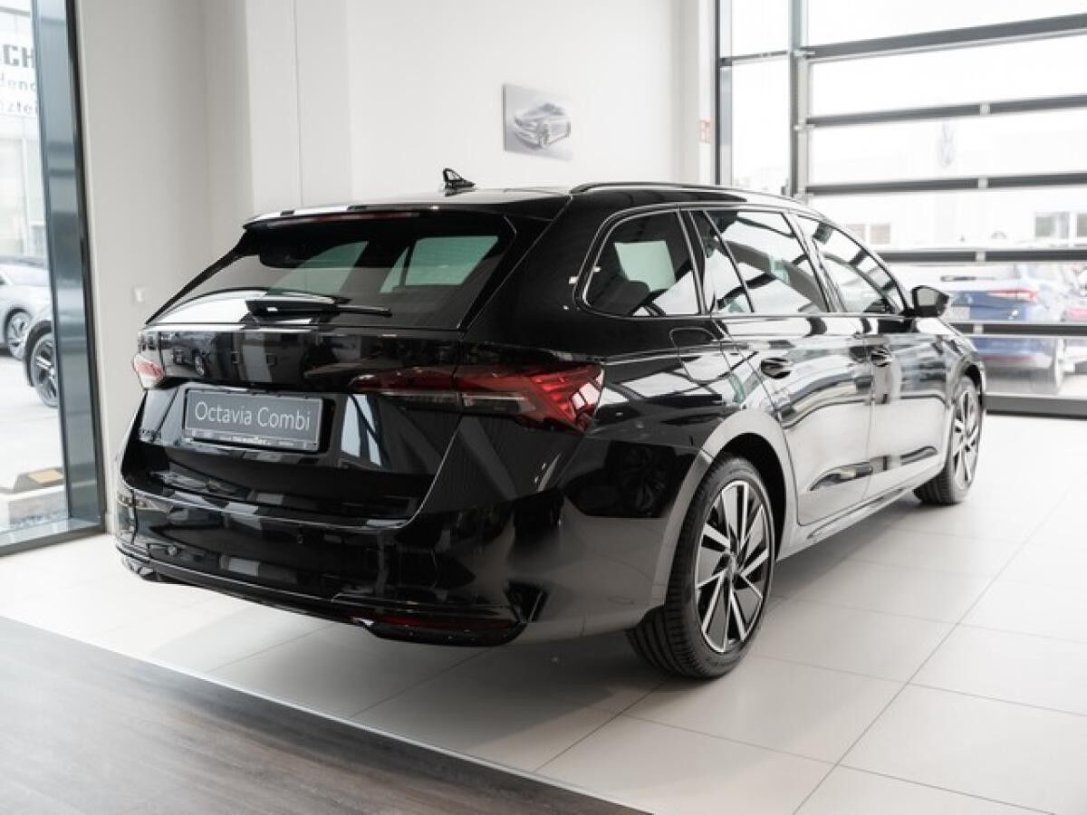 Skoda Octavia Combi Sportline 1.5 eTSI DSG