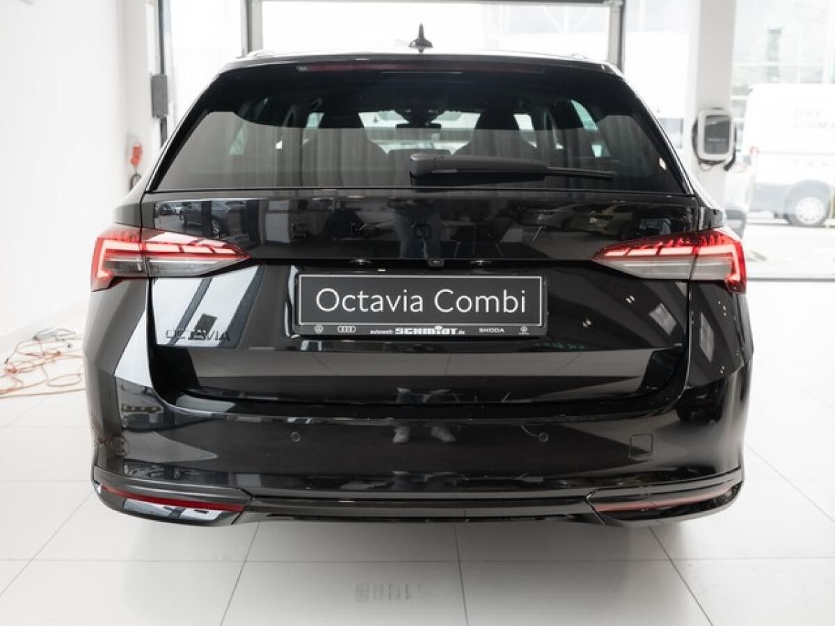 Skoda Octavia Combi Sportline 1.5 eTSI DSG