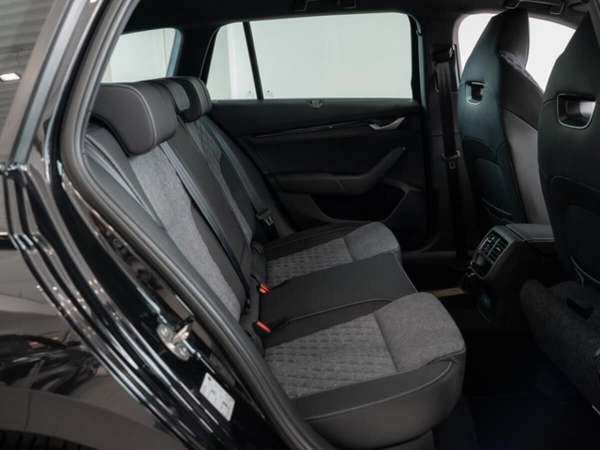 Skoda Octavia Combi Sportline 1.5 eTSI DSG