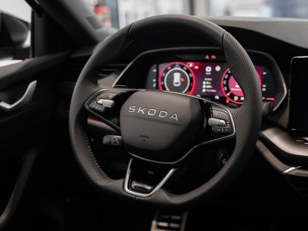 Skoda Octavia Combi Sportline 1.5 eTSI DSG