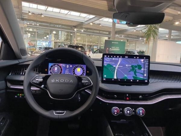 Skoda Superb Combi L&K 2,0 TDI 7-Gang-DSG 4x4 Sofort Verfügbar