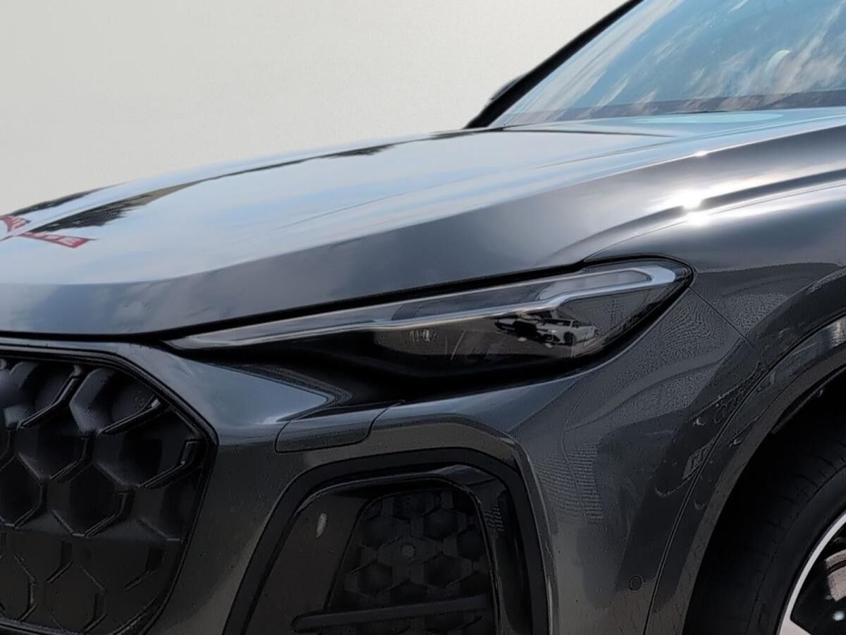 Audi Q5 Sportback TDI quattro S tronic- Adaptives Luftfederfahrwerk- Audi virtual cockpit plus- Audi Soundsy