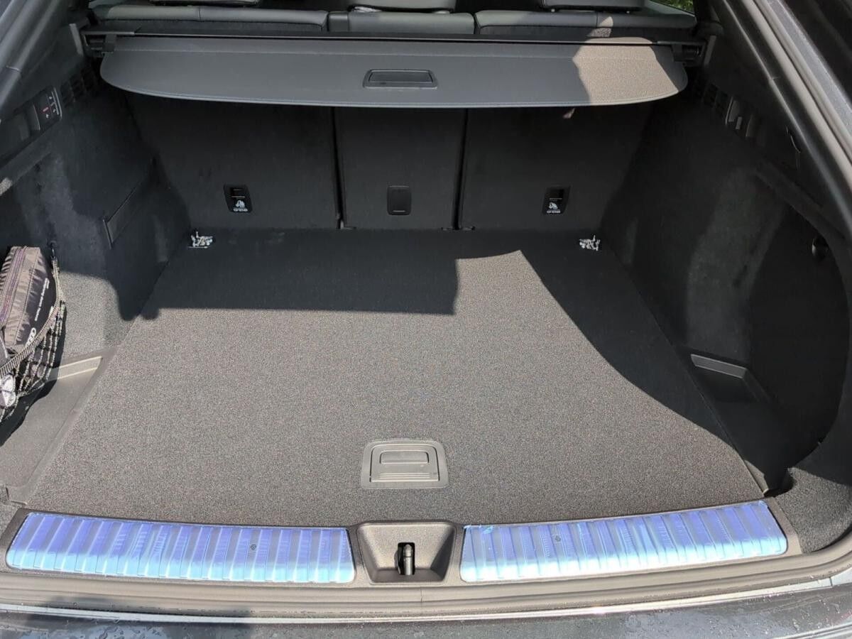 Audi Q5 Sportback TDI quattro S tronic- Adaptives Luftfederfahrwerk- Audi virtual cockpit plus- Audi Soundsy