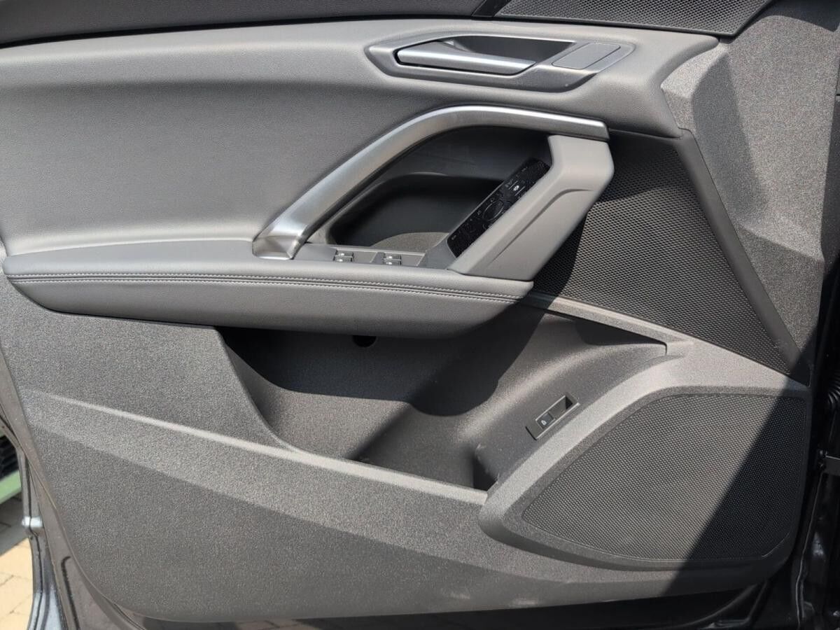 Audi Q5 Sportback TDI quattro S tronic- Adaptives Luftfederfahrwerk- Audi virtual cockpit plus- Audi Soundsy