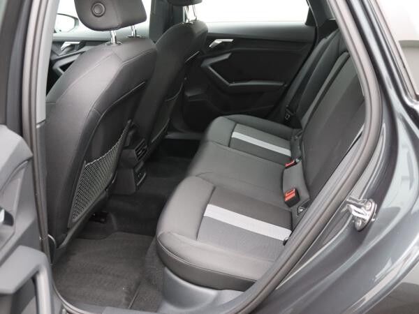 Audi A3 Sportback 30TDI S-tronic / MMI-Navi plus, ACC