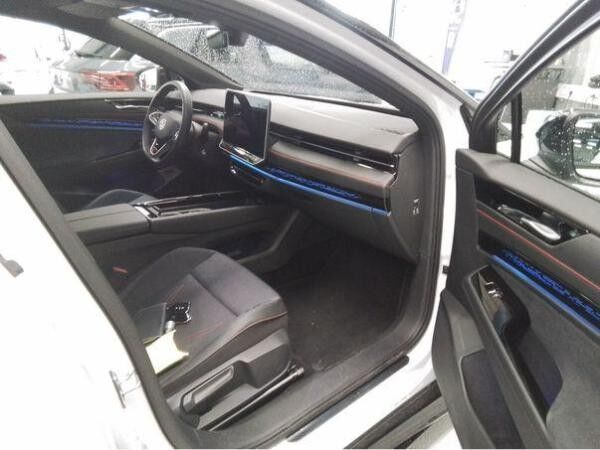 Volkswagen ID.7 TOURER GTX / AHK GARANTIE WINTERRÄDER