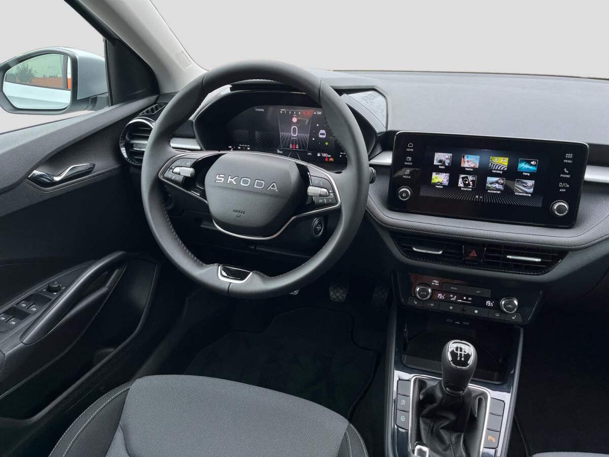 Skoda Fabia Tour 1,0 MPI SHZ KESSY SmartLi Winter