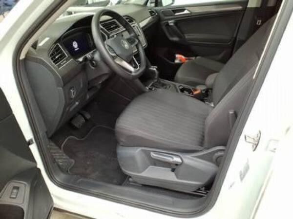 Volkswagen Tiguan Allspace 2.0 TDI DSG Life Navi AHK Spurhalteassistent DAB+