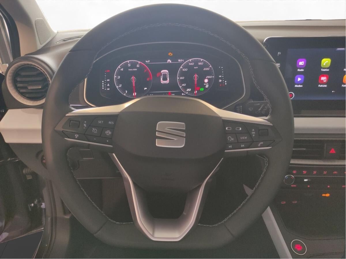 Seat Arona Road Edition 1.0 TSI DSG AHK PDC RFK