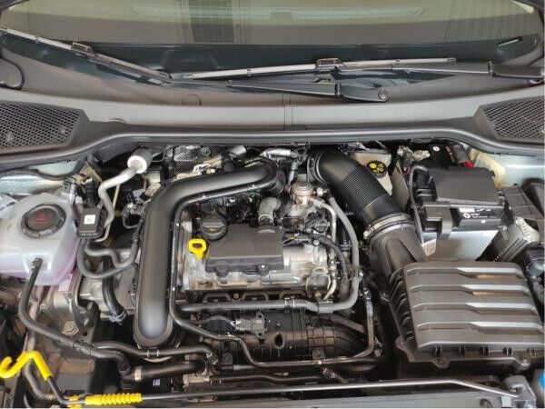 Seat Arona Road Edition 1.0 TSI DSG AHK PDC RFK