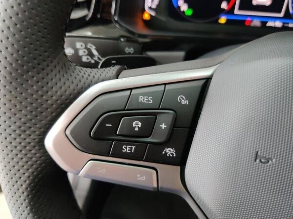 Volkswagen T-Roc R-Line Black Style 1.5 TSI DSG/AHK/Matrix