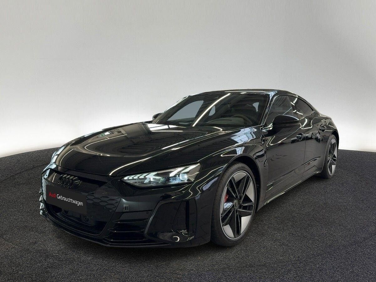 Audi e-tron GT quattro Matrix B&O Pano Luft Kamera