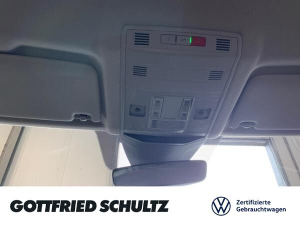 Volkswagen T-Roc STYLE TSI AHK STANDHEIZUNG NAVI EINPARKHILFE
