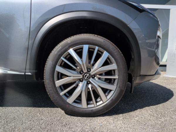 Nissan X-Trail Tekna 1.5 VC-T MHEV EU6e HUD Navi Memory Sitze 360 Kamera LED ACC El. Heckklappe