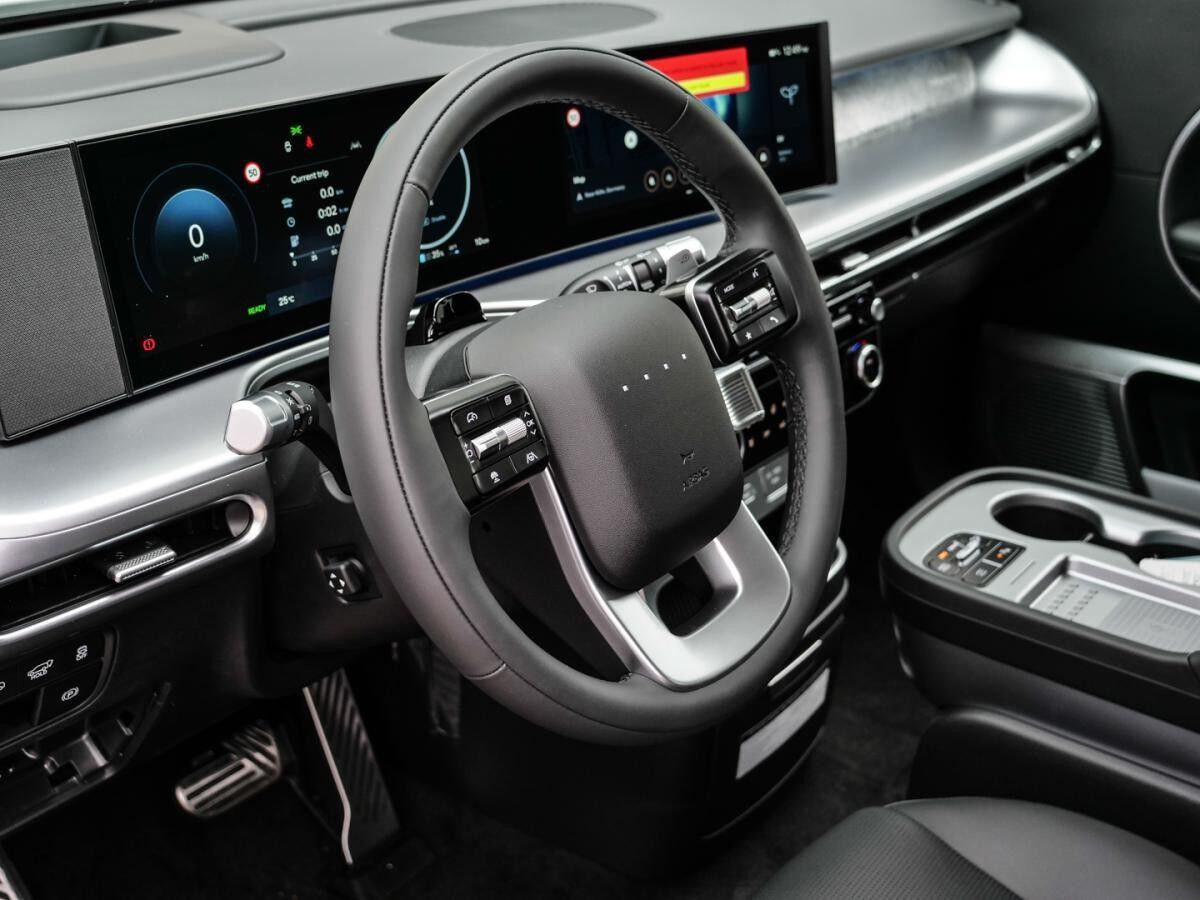 Hyundai IONIQ 9 6-Sitzer 307 PS 4WD UNIQ Panorama GS, Swivel-Paket