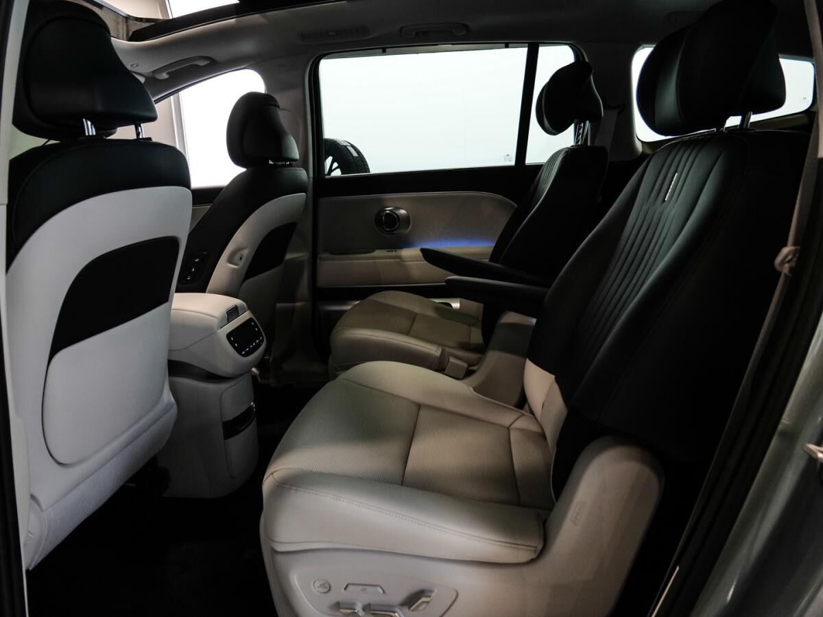 Hyundai IONIQ 9 6-Sitzer 307 PS 4WD UNIQ Panorama GS, Swivel-Paket