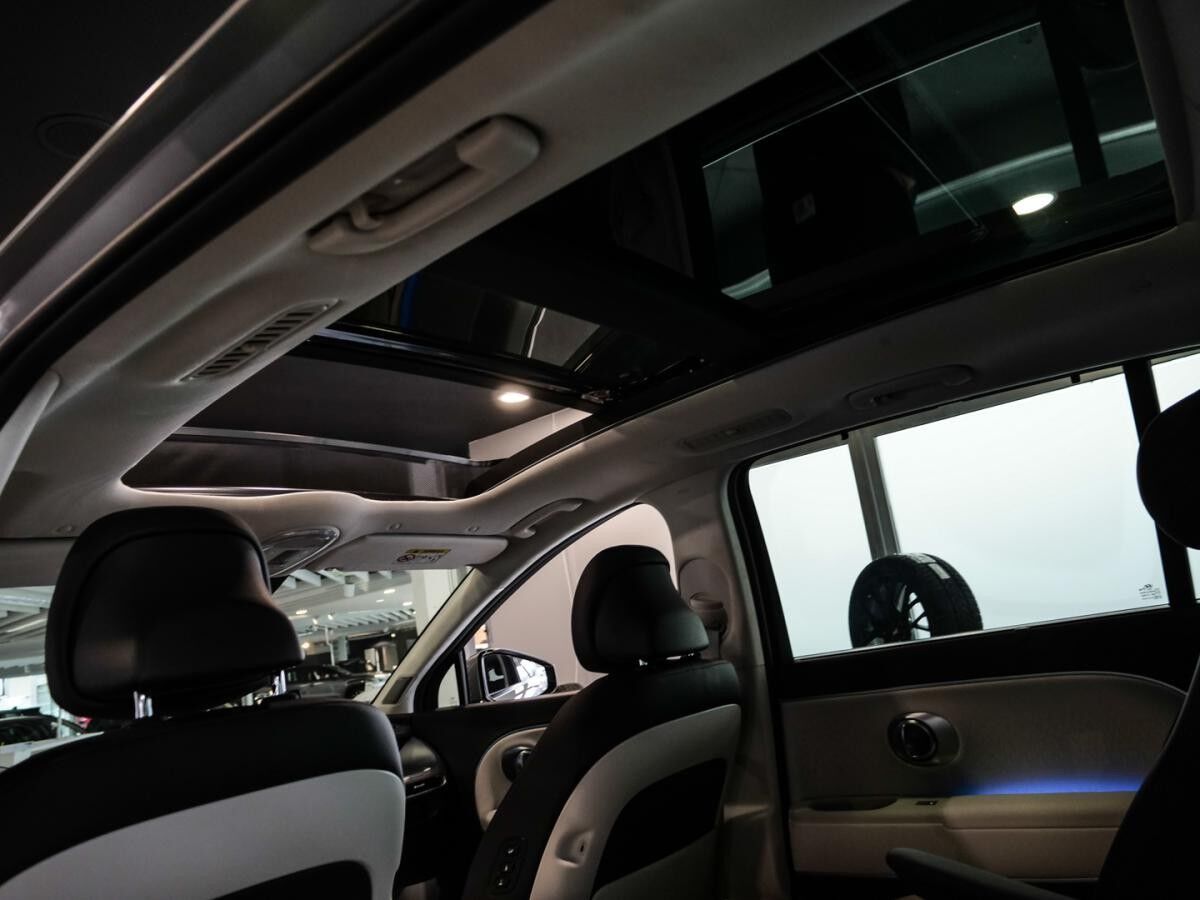 Hyundai IONIQ 9 6-Sitzer 307 PS 4WD UNIQ Panorama GS, Swivel-Paket