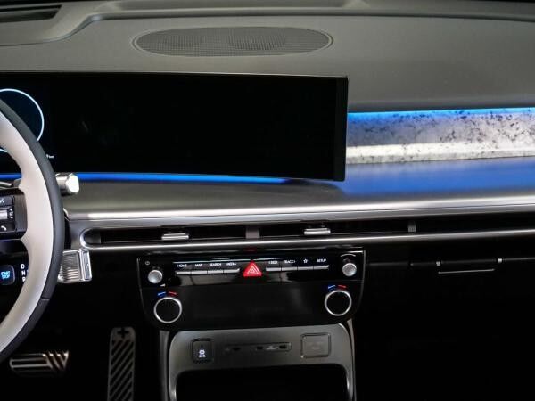 Hyundai IONIQ 9 6-Sitzer 307 PS 4WD UNIQ Panorama GS, Swivel-Paket