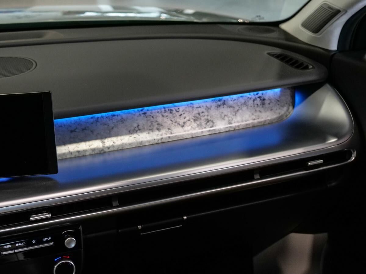 Hyundai IONIQ 9 6-Sitzer 307 PS 4WD UNIQ Panorama GS, Swivel-Paket