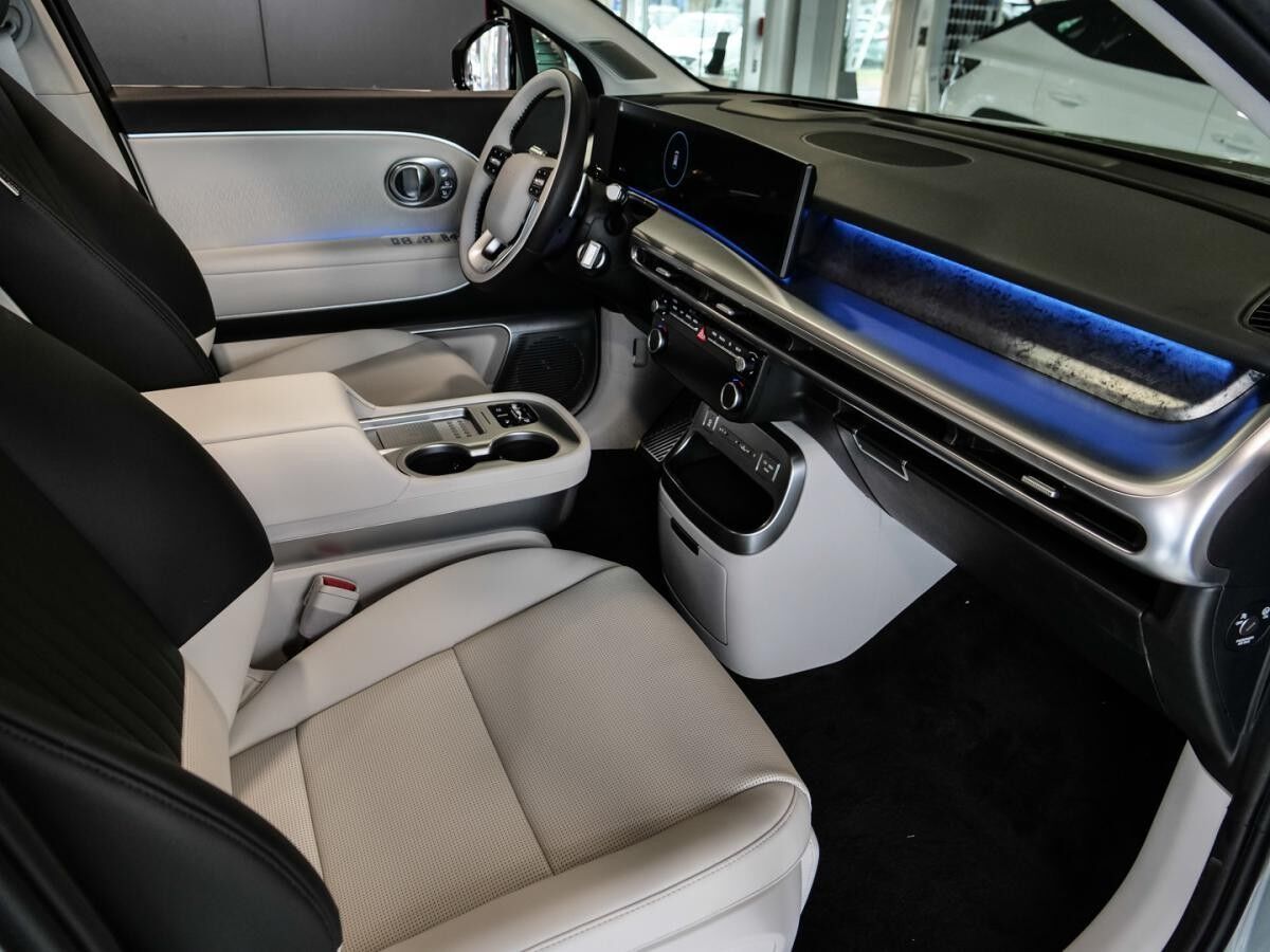 Hyundai IONIQ 9 6-Sitzer 307 PS 4WD UNIQ Panorama GS, Swivel-Paket