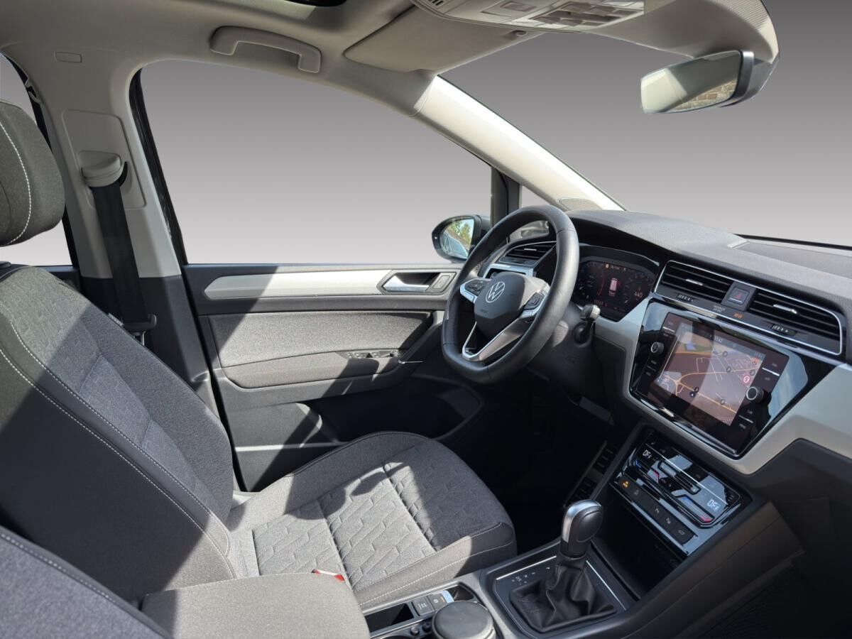 Volkswagen Touran Move 1.5 TSI DSG 7 SITZER+PANO+STANDHEIZUNG