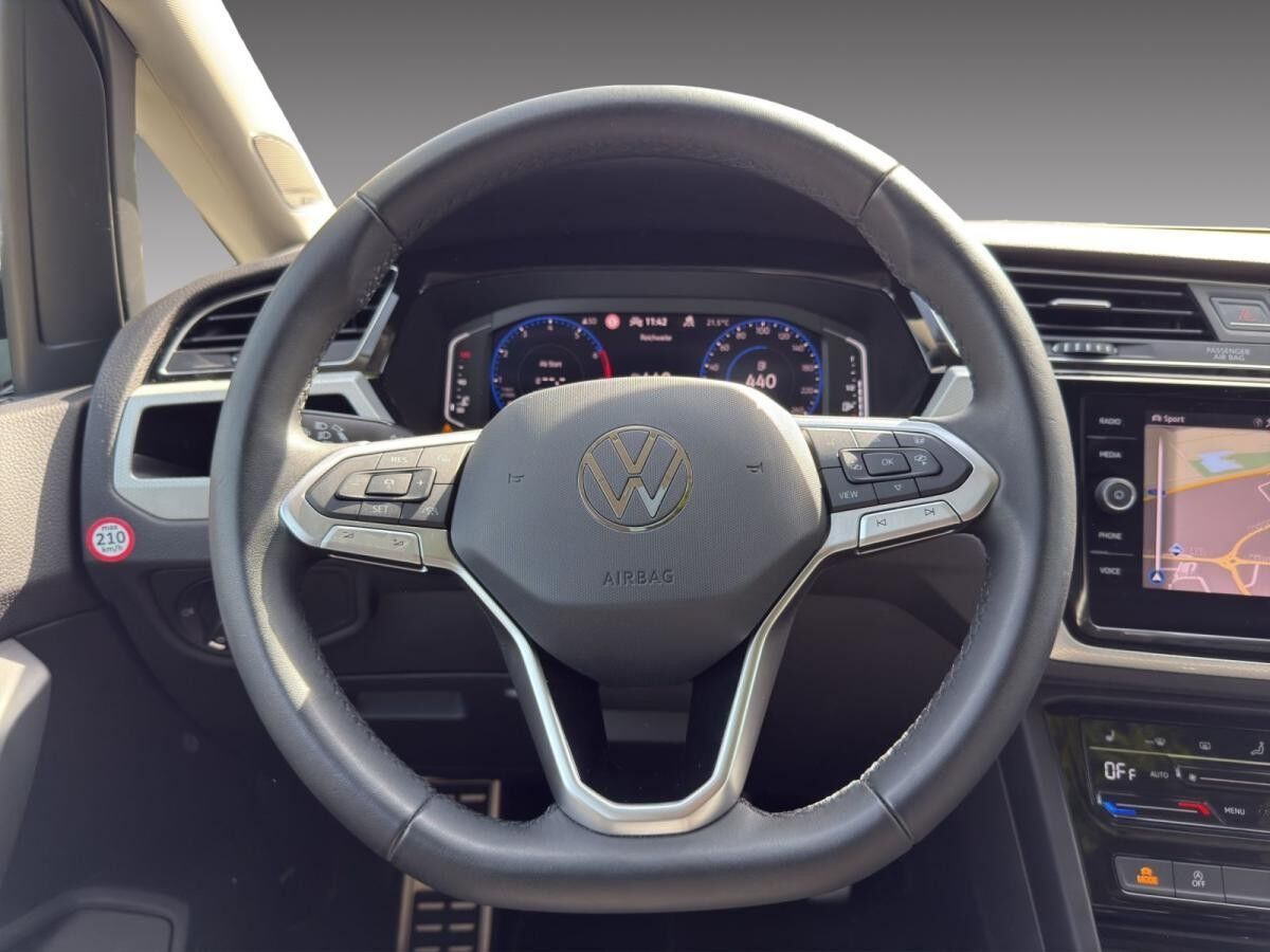 Volkswagen Touran Move 1.5 TSI DSG 7 SITZER+PANO+STANDHEIZUNG