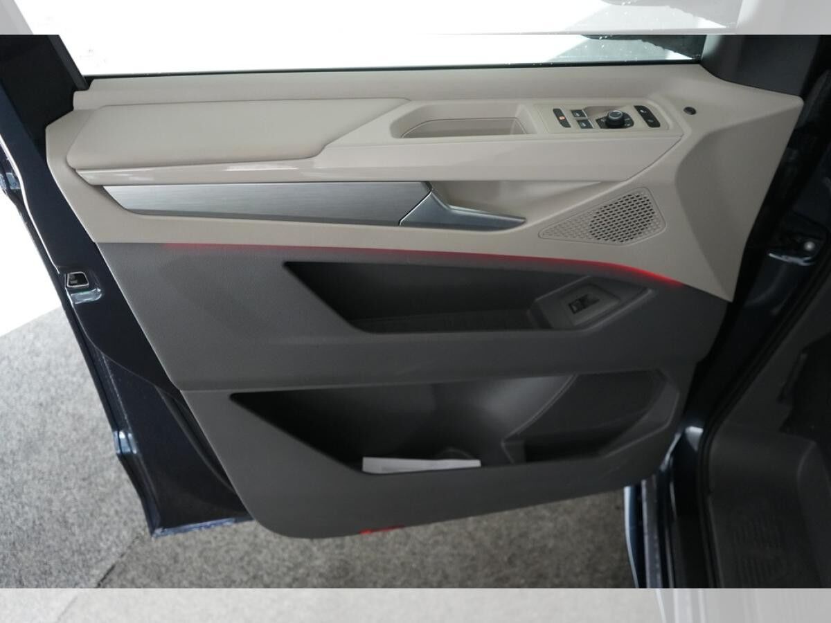 Volkswagen T7 Multivan Style 2.0TDI DSG / 2,99 % FINANZIERUNG / SOFORT VERFÜGBAR !