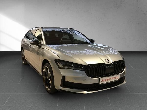 Skoda Superb 1.5 TSI iV DSG Sportline Combi mit AHZV