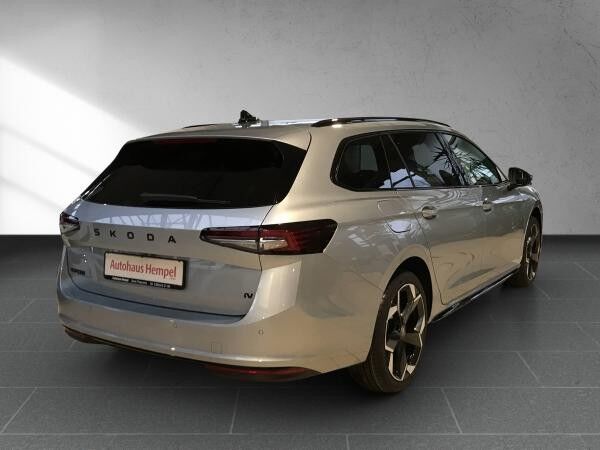 Skoda Superb 1.5 TSI iV DSG Sportline Combi mit AHZV