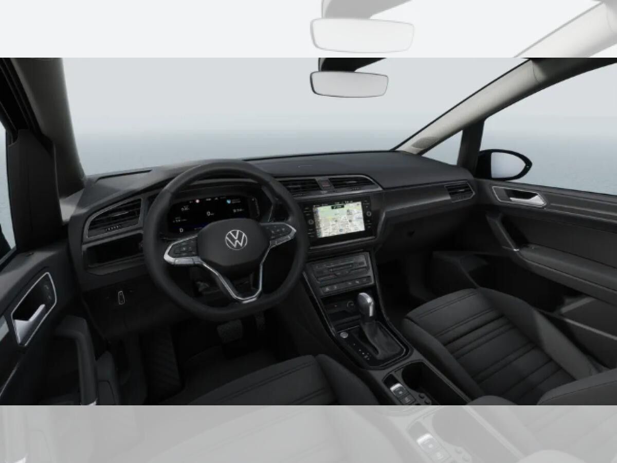Volkswagen Touran Highline 2.0TDI 150PS DSG *R-LINE BLACK STYLE*AHK*IQ*PANO*STANDHZG*64.640€