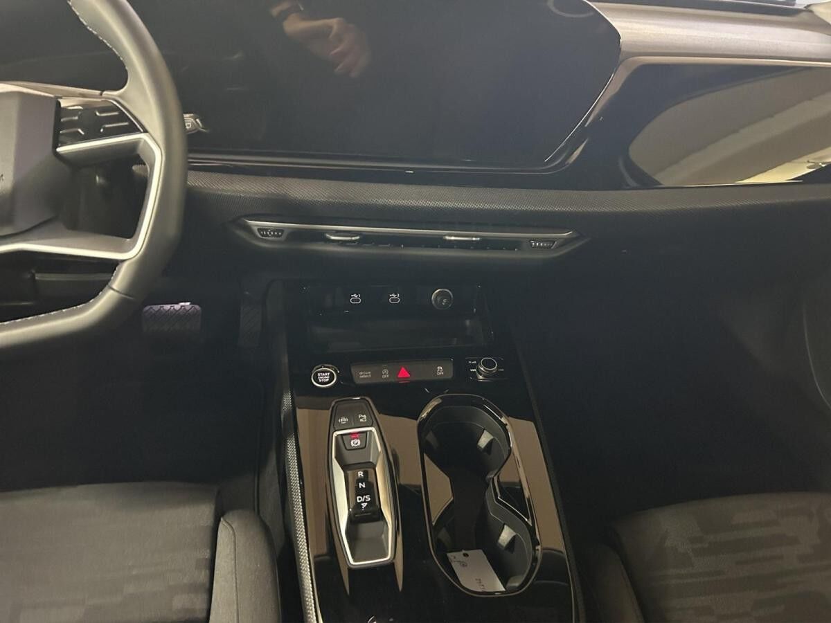 Audi A5 Avant TFSI 5JGAR LED Kamera Virtual+ AHK