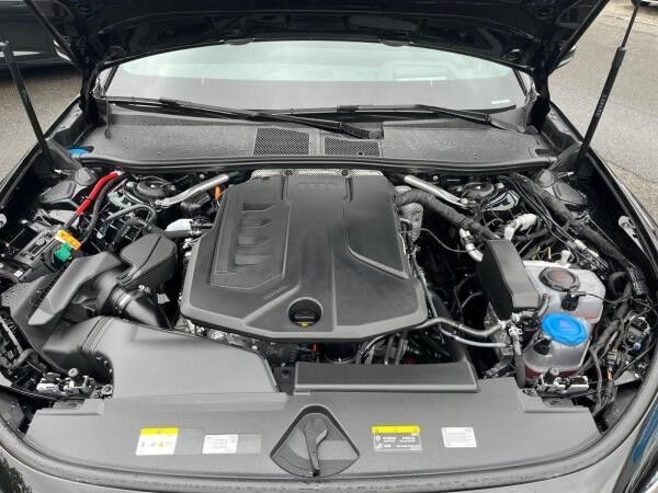Audi A5 Avant e-hybrid quattro S-tronic | Pano,B&O,360°