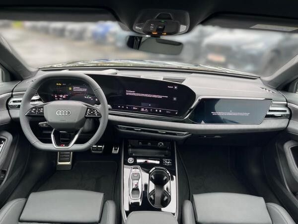 Audi A5 Avant e-hybrid quattro S-tronic | Pano,B&O,360°