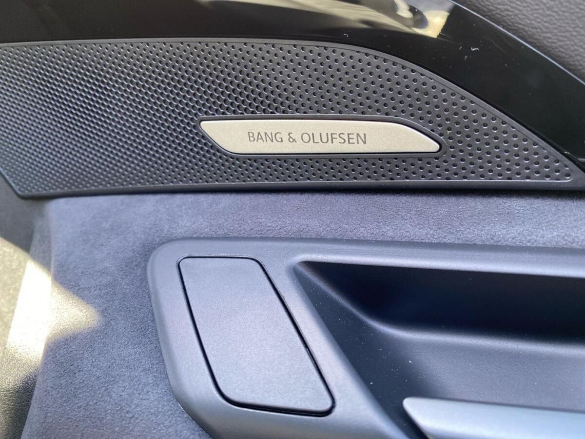 Audi Q5 Sportback e-hybrid quattro 220 k W S tronic Audi Q5 Sportback e-hybrid quattro 220 k W S tronic