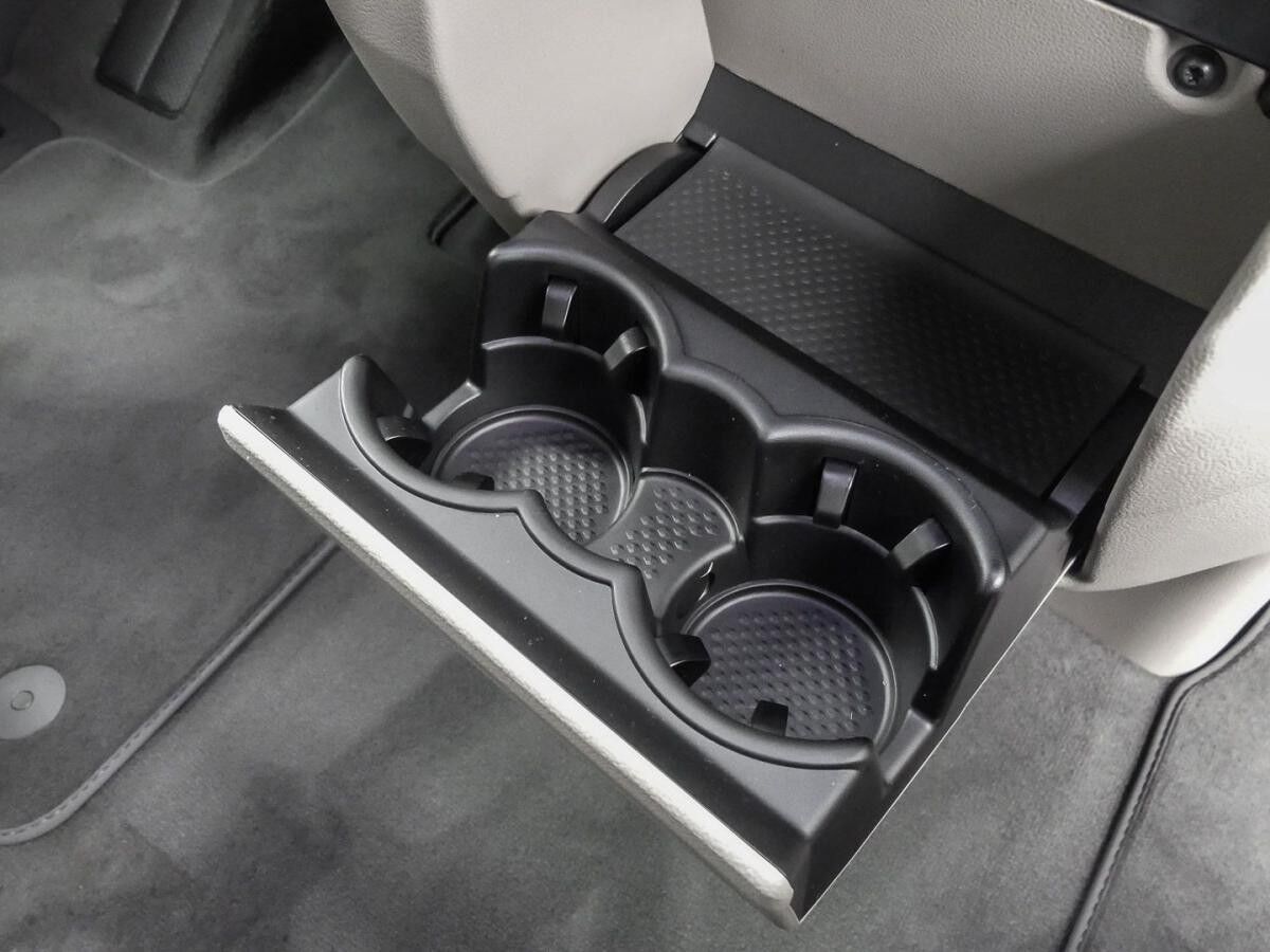 Volkswagen Multivan Life 2,0 TDI DSG Navi Lang 7-Sitzer