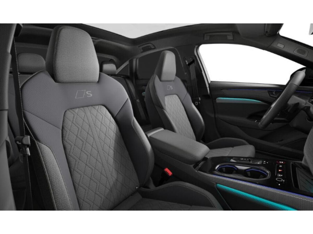 Audi A6 Limousine TDI quattro S tronic - Adaptives Luftfederfahrwerk\\* Panorama-Glasdach - Bang & Olufsen P