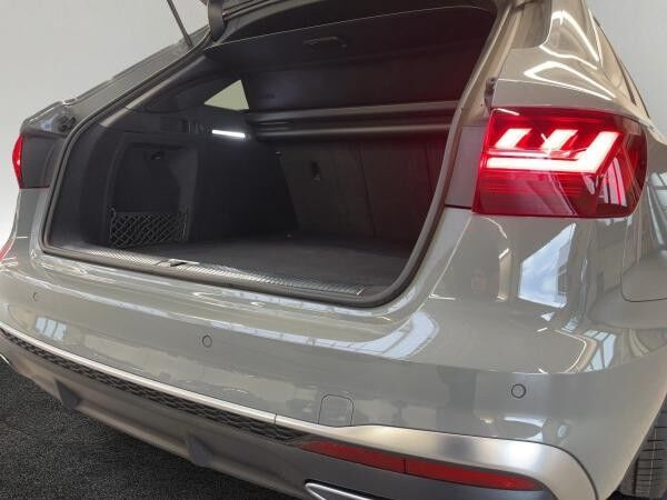 Audi A4 Avant S line 35 TFSI Kamera virtual LED Navi Teilleder