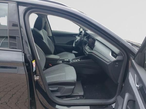 Skoda Octavia Combi 1,5 TSI DSG Selection Panodach/AHK/MarixLED/OHNE ÜBERFÜHRUNGSKOSTEN!