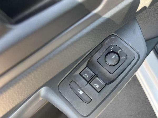 Volkswagen Caddy Maxi Cargo 2.0 TDI, CarPlay, AHK