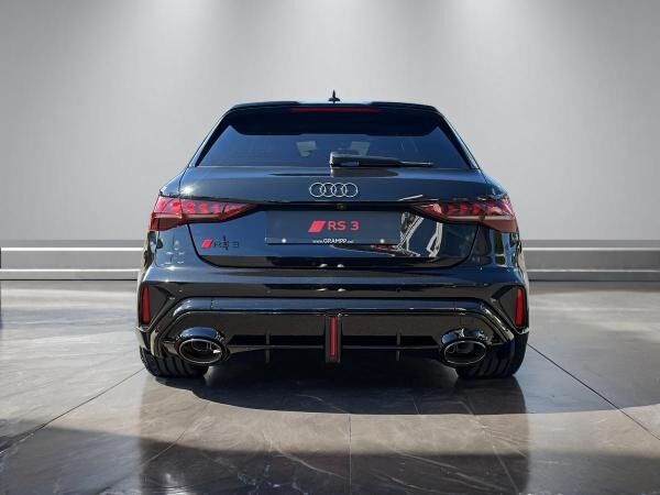Audi RS3 Sportback + PANO + RS SCHALENSITZE + SPORTABGASANLAGE + MATRIX + KAMERA + 280 km/h