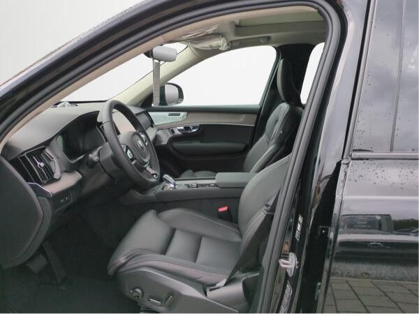 Volvo XC90 T8 PHEV Ultra Dark Matrix AHK