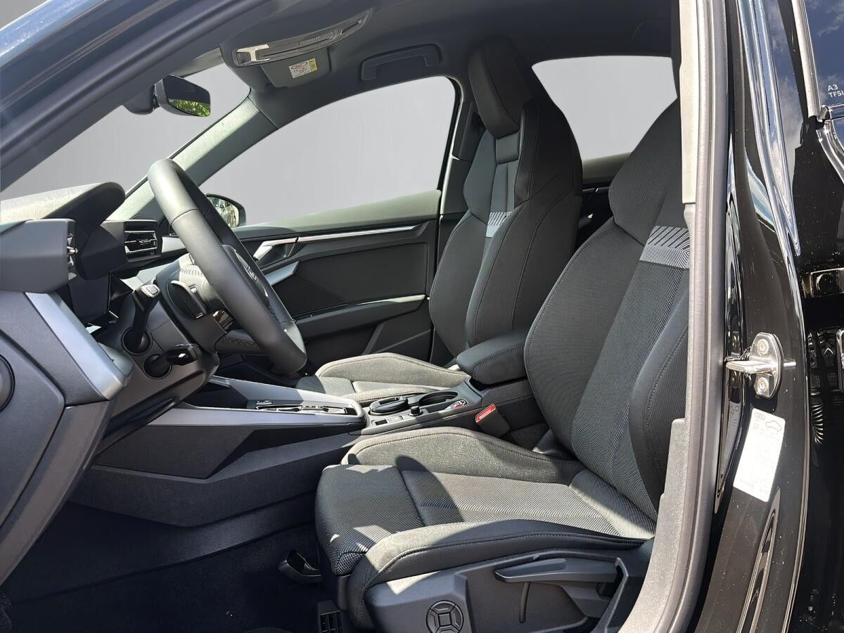 Audi A3 Limousine S line 35 TFSI S tronic NAVI + LED + KAMERA + VIRTUAL