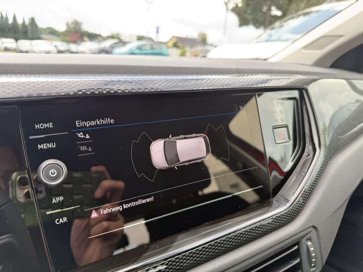 Volkswagen Polo Life1,0l 80 PS/ PDC/ 4 Seasons/ SHZ