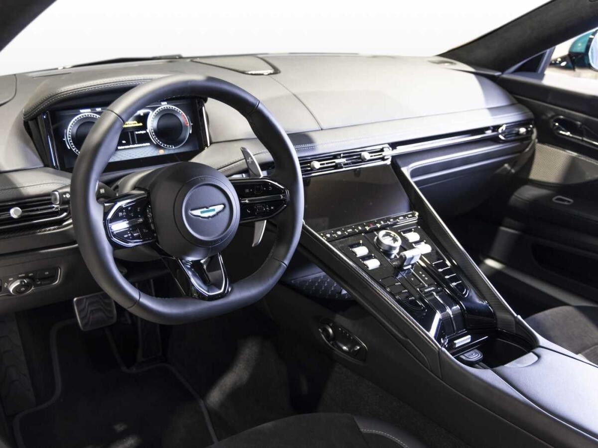 Aston Martin DB12 Coupe