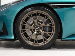 Aston Martin DB12 Coupe