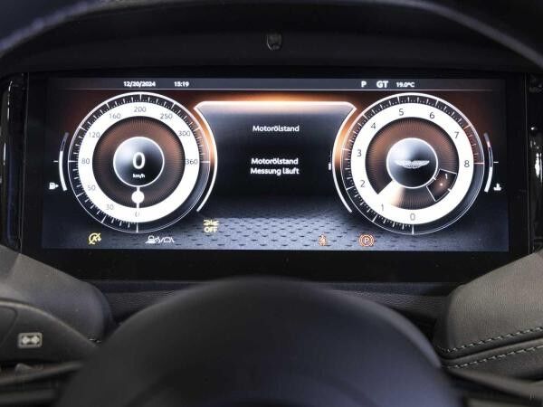 Aston Martin DB12 Coupe